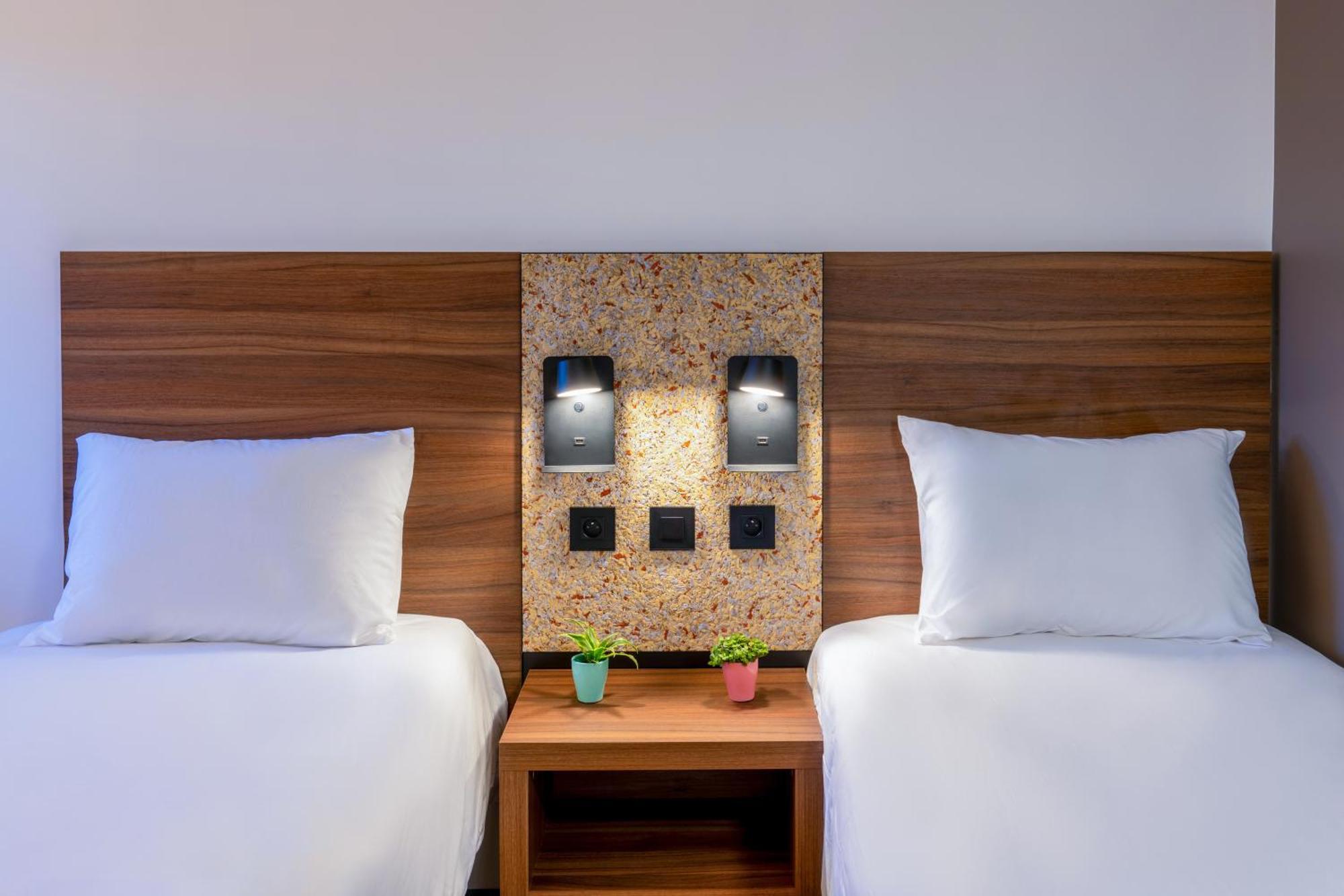 Greet Hotel ชาเตลโฮ ภายนอก รูปภาพ