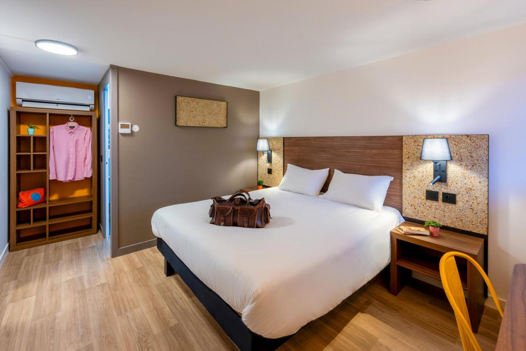 Greet Hotel ชาเตลโฮ ภายนอก รูปภาพ