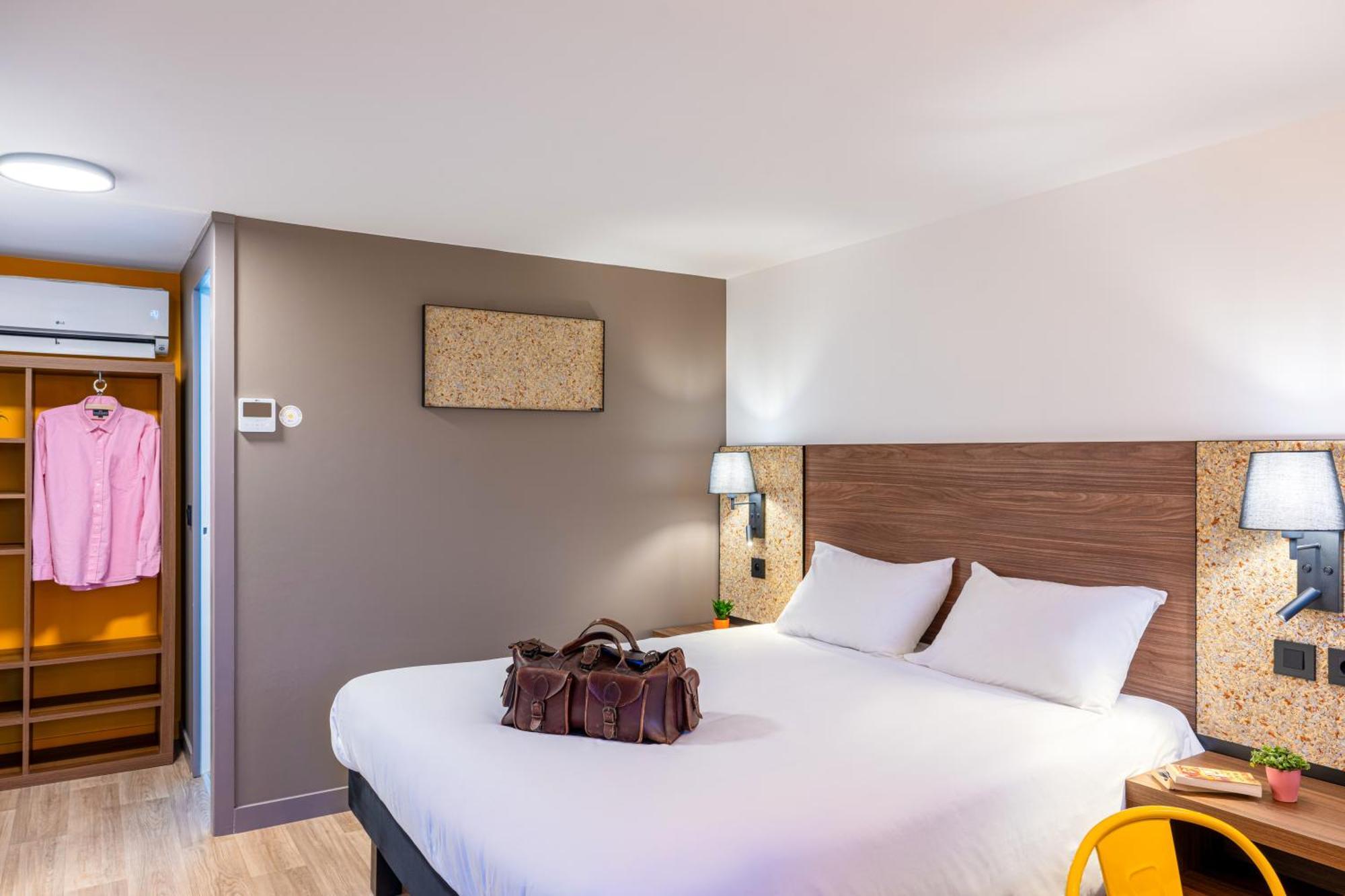Greet Hotel ชาเตลโฮ ภายนอก รูปภาพ